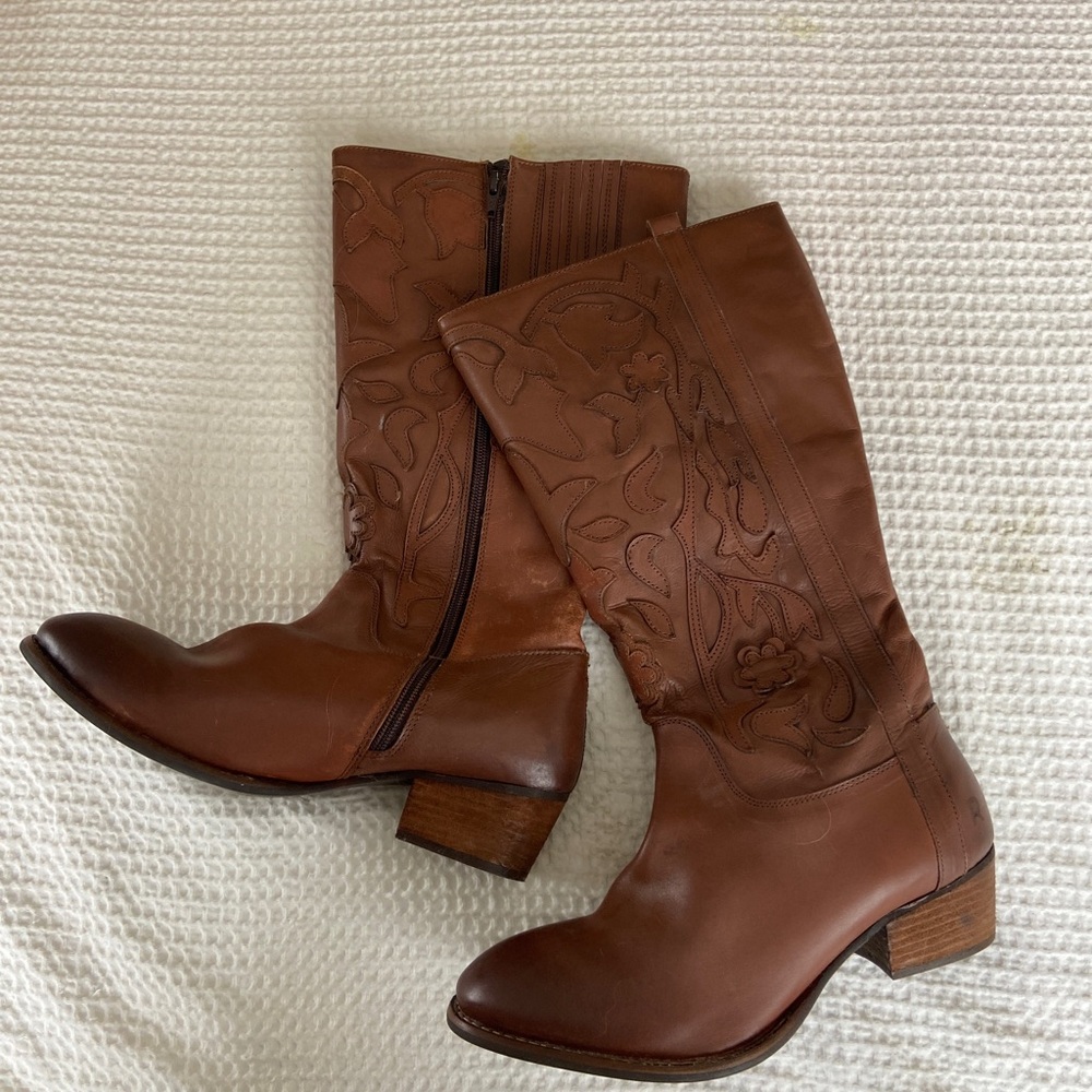 ROAN Leather boots size 9.5